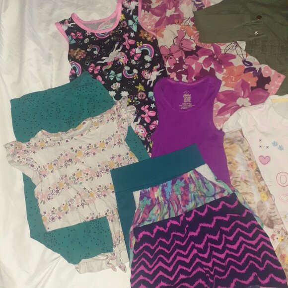 Huge lot of Kids clothes BACK 2 SCHOOL outfits~Old Navy-GIRLS SIZE S 6/6X - Picture 4 of 5
